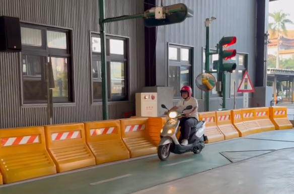 智慧機車考照系統
